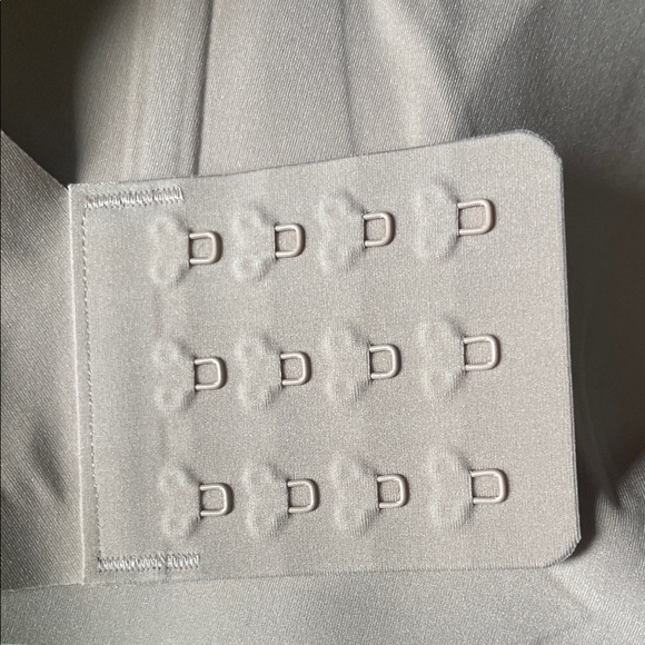 Honeylove Crossover Bra in Sand Color Size Large - Picture 12 of 12